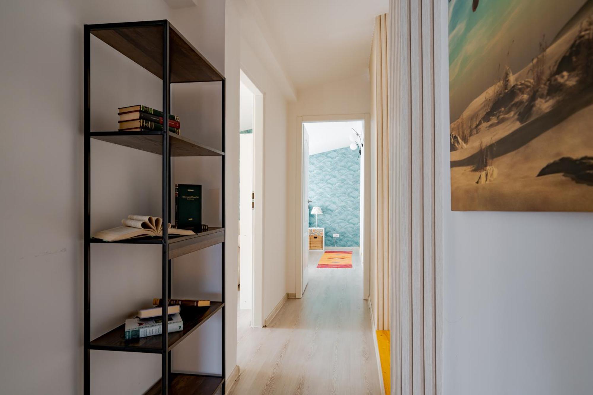 Central Muse Apartment Букурещ Екстериор снимка