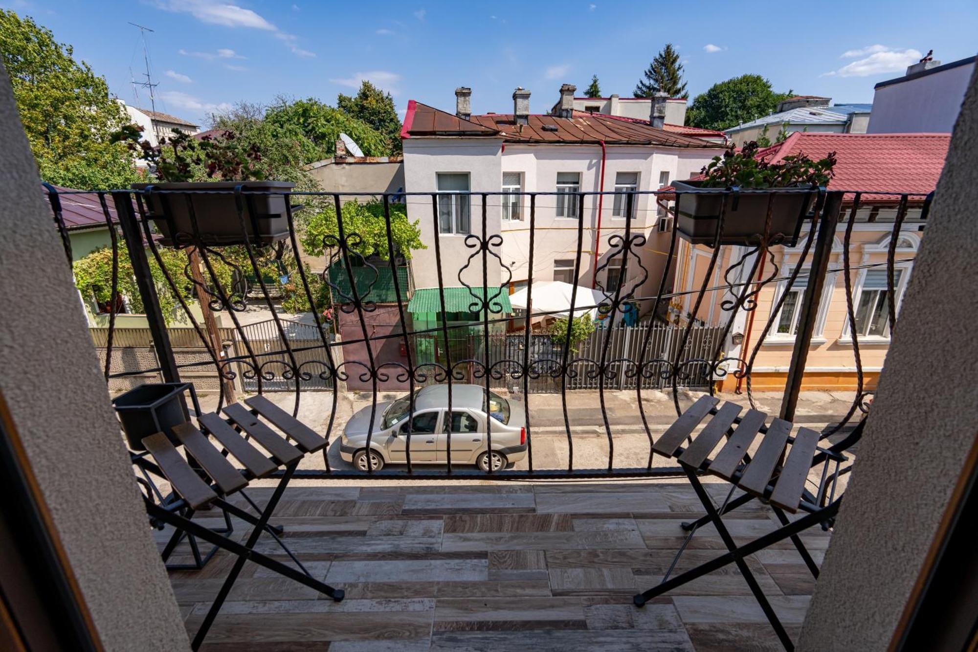 Central Muse Apartment Букурещ Екстериор снимка