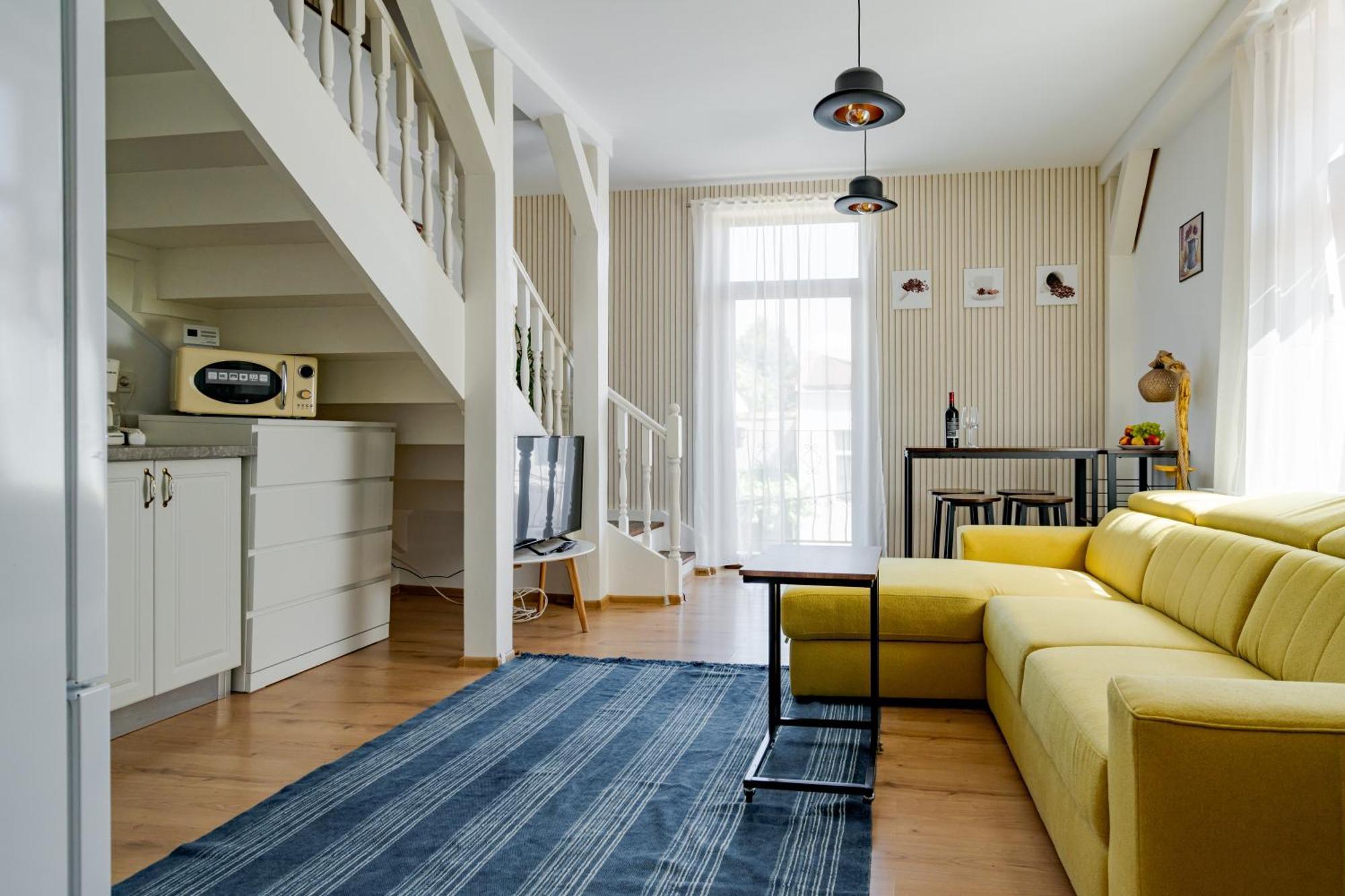 Central Muse Apartment Букурещ Екстериор снимка